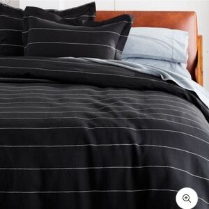 CB2  Queen Duvet Linen Pinstripe Black White